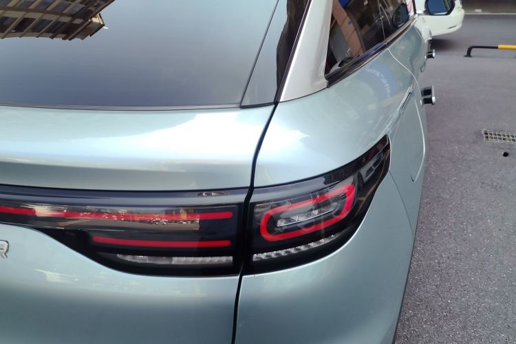 零跑汽车 零跑C11 2022 汽车图片 #3