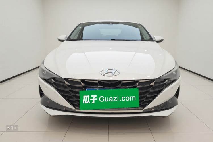 Hyundai Elantra 2021 immagine di auto #3
