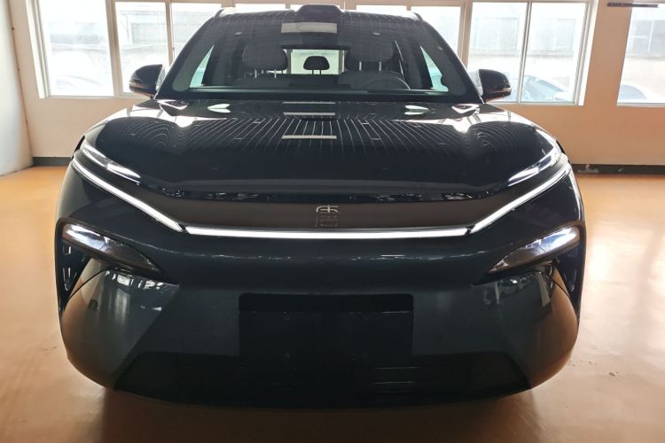 BYD Tang L 2025 immagine di auto #3