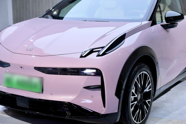 极氪 极氪X 2024 汽车图片 #3