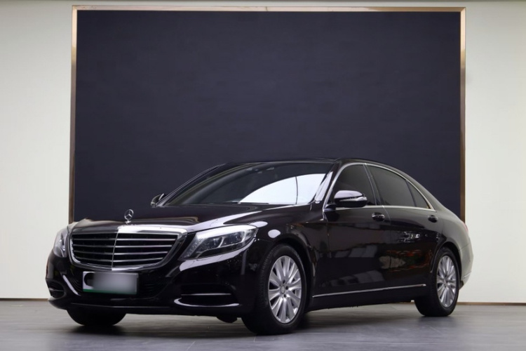 Mercedes-Benz S Class 2015 immagine di auto #3