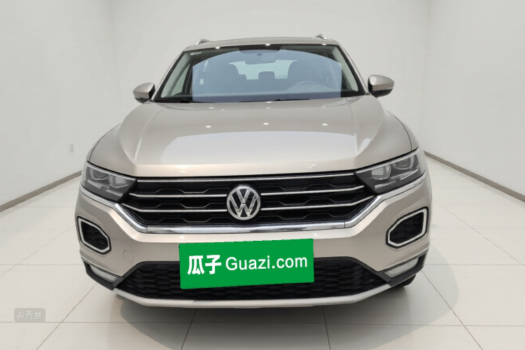 Volkswagen T-Roc 2020 car image #3