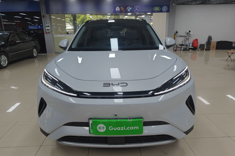 BYD Sea Lion 05 EV 2025 car image #3