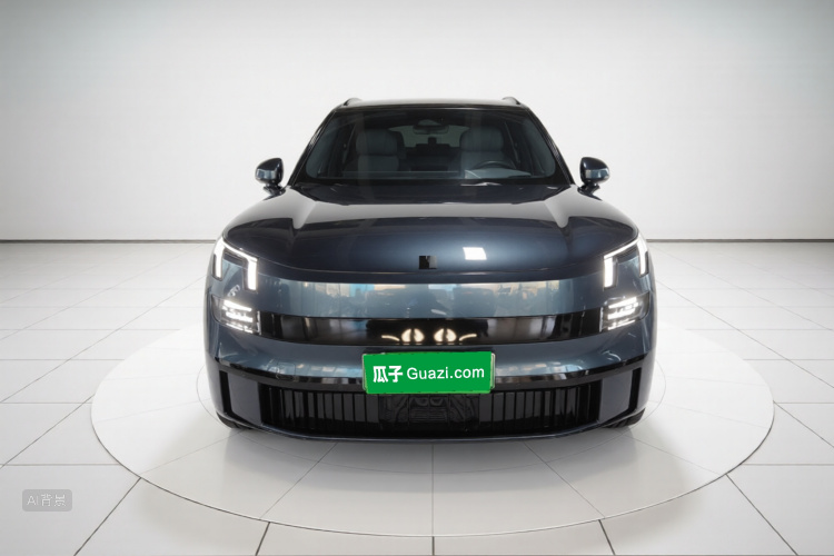 Lynk & Co 900 2025 car image #3
