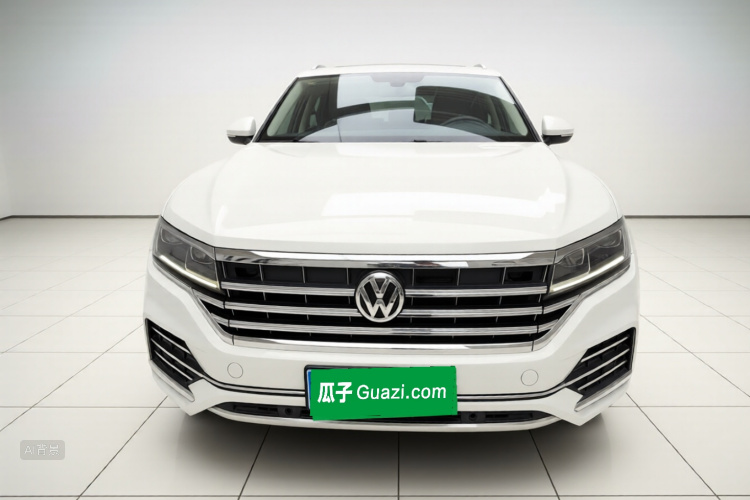Volkswagen Touareg 2018 car image #3