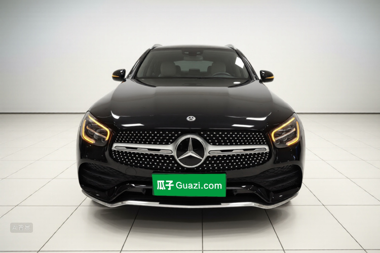 Mercedes-Benz 2020 car image #3