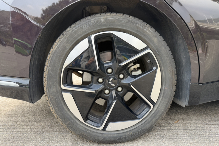 Wuling Starlight 2023 car image #3