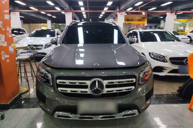 Mercedes-Benz GLB Class 2023 car image #3