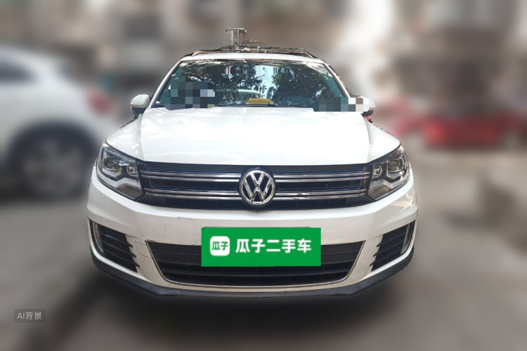 Volkswagen Tiguan 2015 car image #3