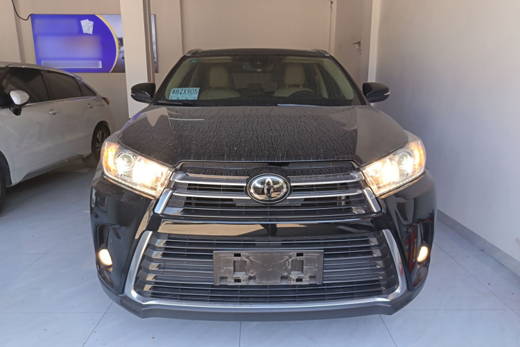 Toyota Highlander 2020 car image #3