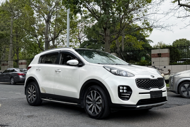 Kia KX5 2017 صورة سيارة #3
