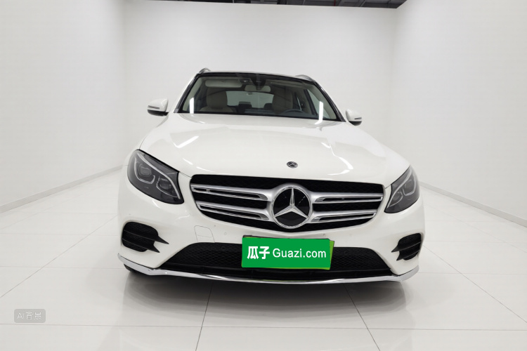 Mercedes-Benz GLC Class 2017 car image #3