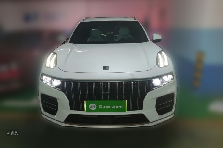 Lynk & Co 09 2022 car image #3