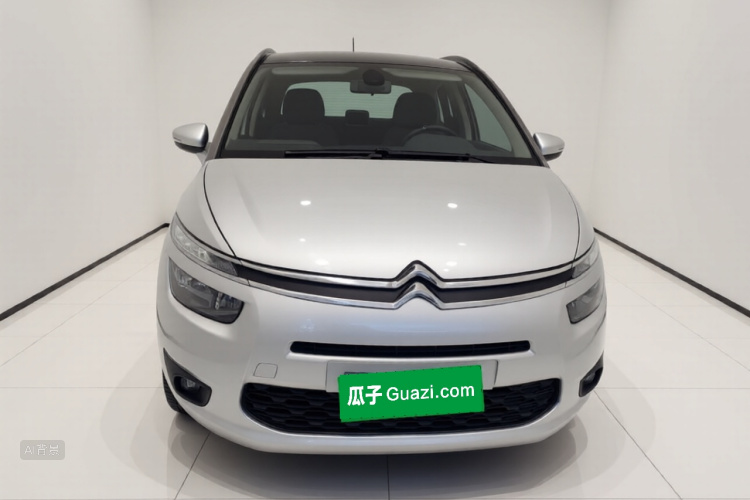 Citroen C4 PICASSO 2017 صورة سيارة #3