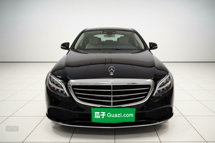 Mercedes-Benz C Class 2019 car image #3