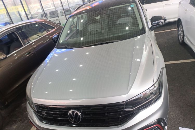 Volkswagen Tiguan X 2023 immagine di auto #3