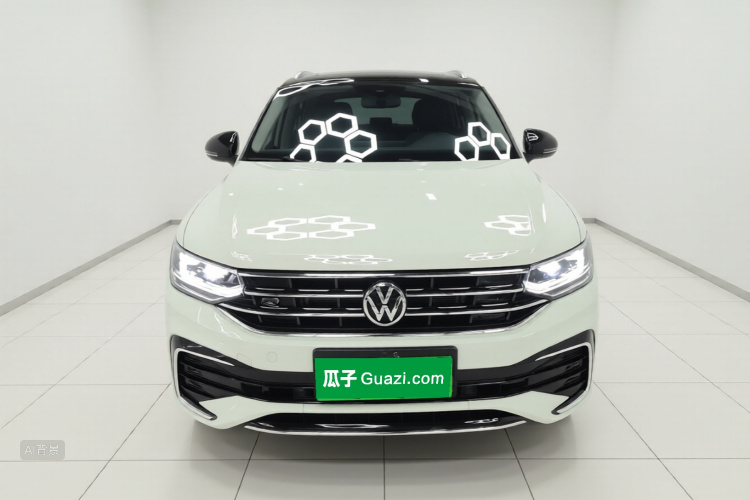 Volkswagen Tiguan X 2023 car image #3