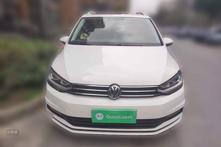 Volkswagen Touran 2017 immagine di auto #3