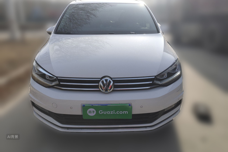 Volkswagen Touran 2018 immagine di auto #3