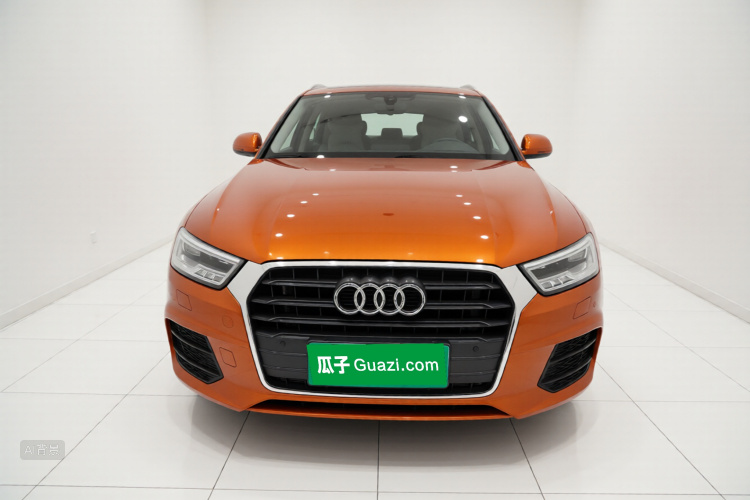 Audi Q3 2018 car image #3