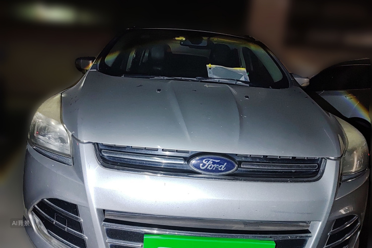 Ford Kuga 2013 immagine di auto #3