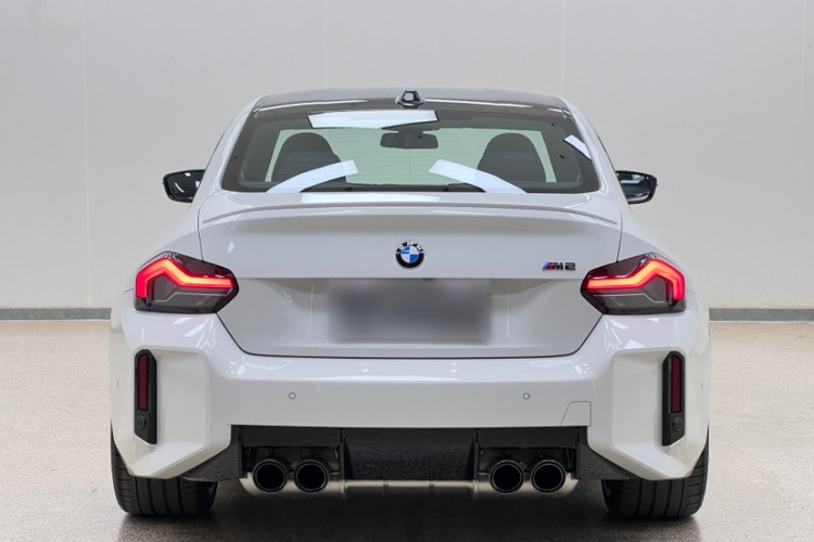 BMW M2 2026 immagine di auto #3