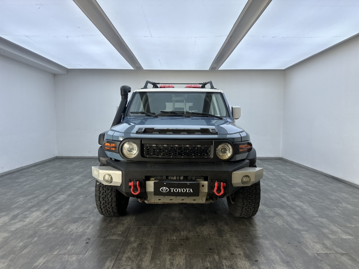 Toyota FJ Cruiser 2020 #3 Toyota FJ Cruiser 2020 car image #3