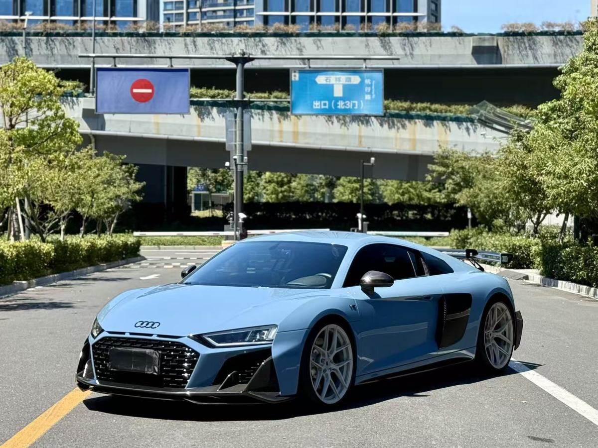 Audi R8 2018 car image #3