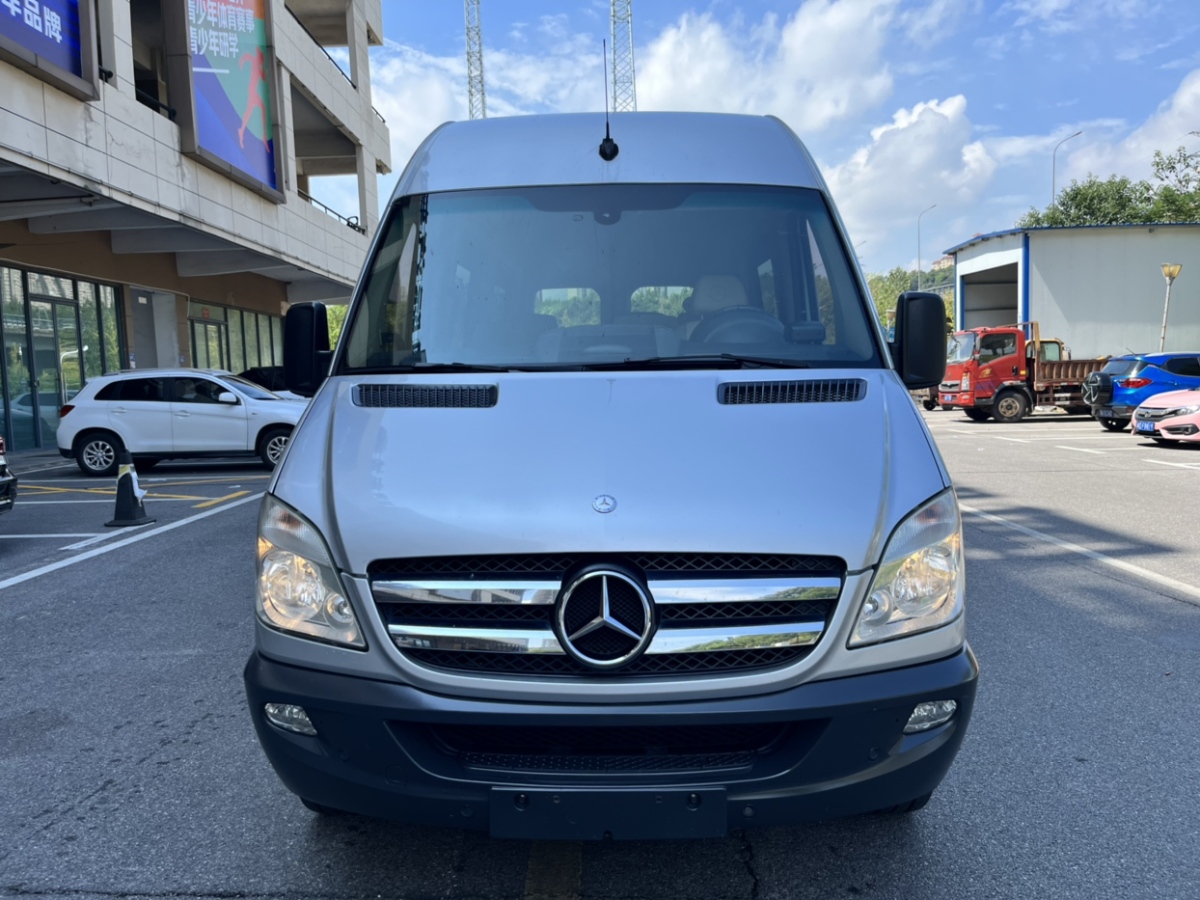 Mercedes-Benz Sprinter 2013 car image #3