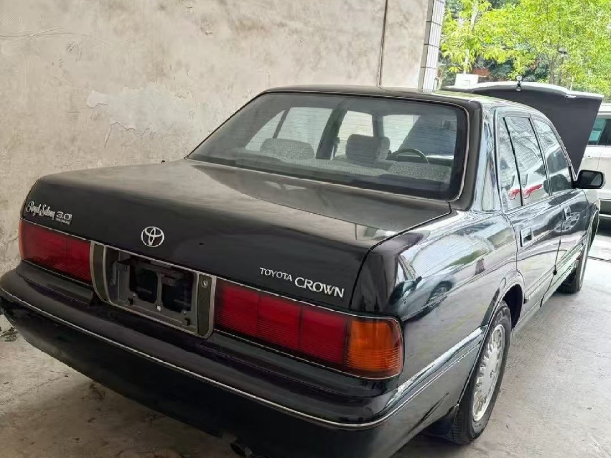 Toyota Crown 1992 #3 Toyota Crown 1992 immagine di auto #3