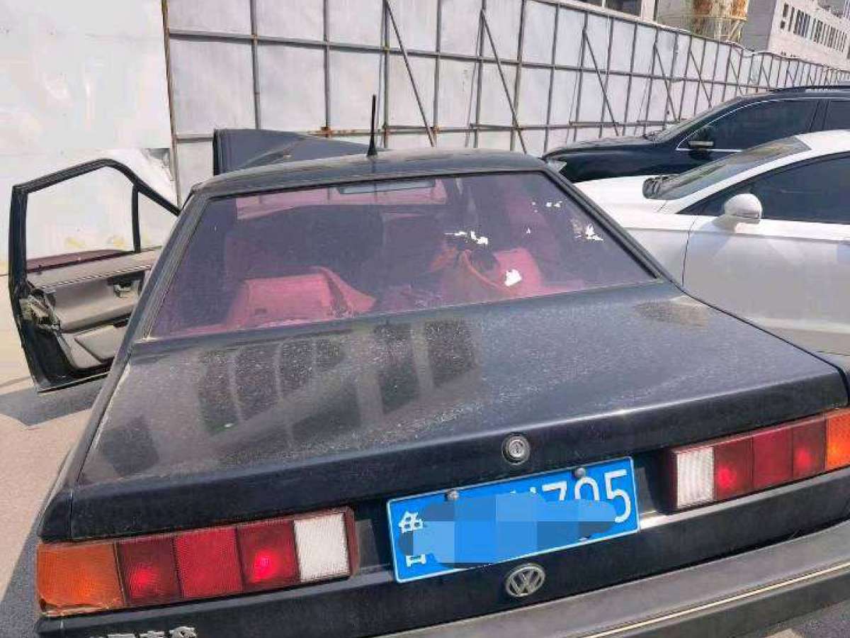 Volkswagen Santana Classic 2013 #3 Volkswagen Santana Classic 2013 car image #3