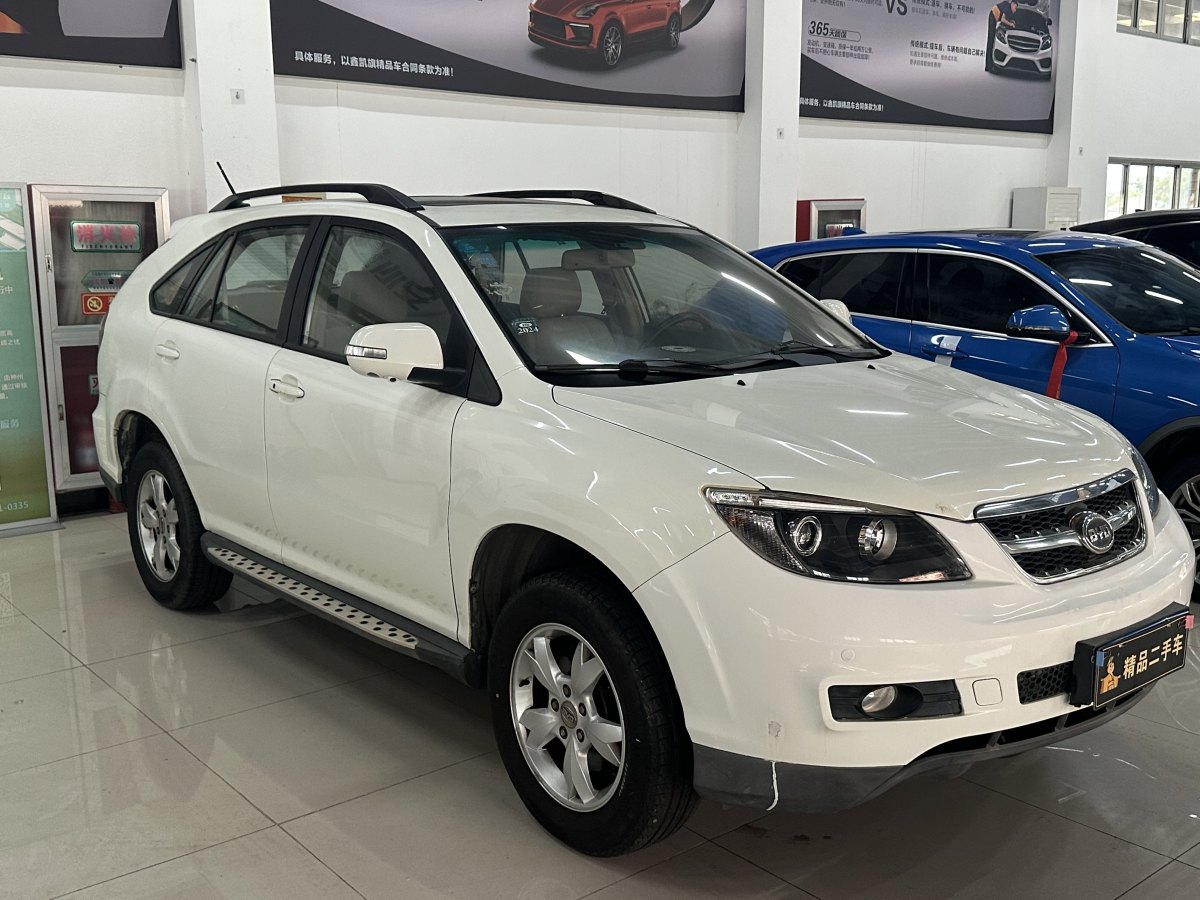 BYD S6 2014 car image #3