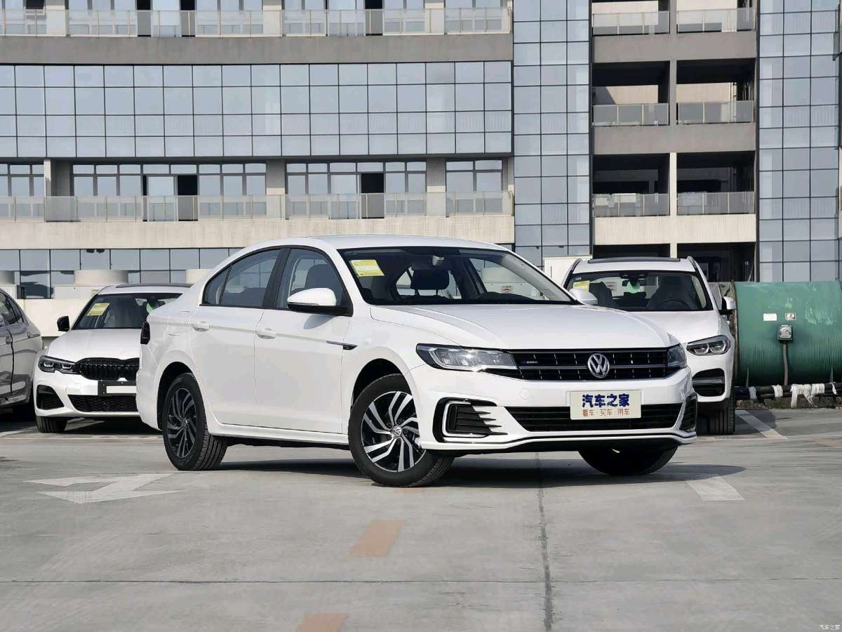 Volkswagen Bora Pure Electric 2020 صورة سيارة #3