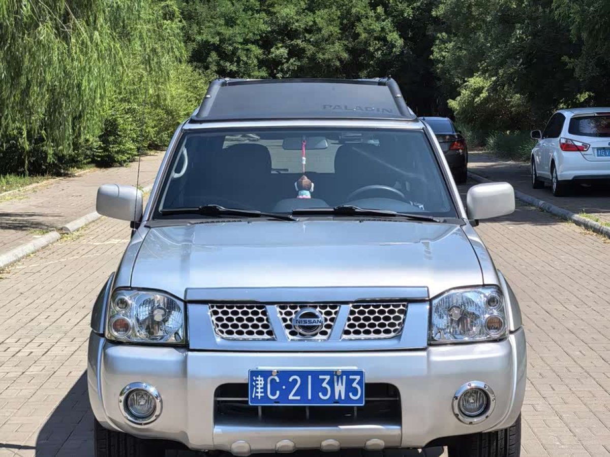 日产 日产帕拉丁 2013 汽车图片 #3