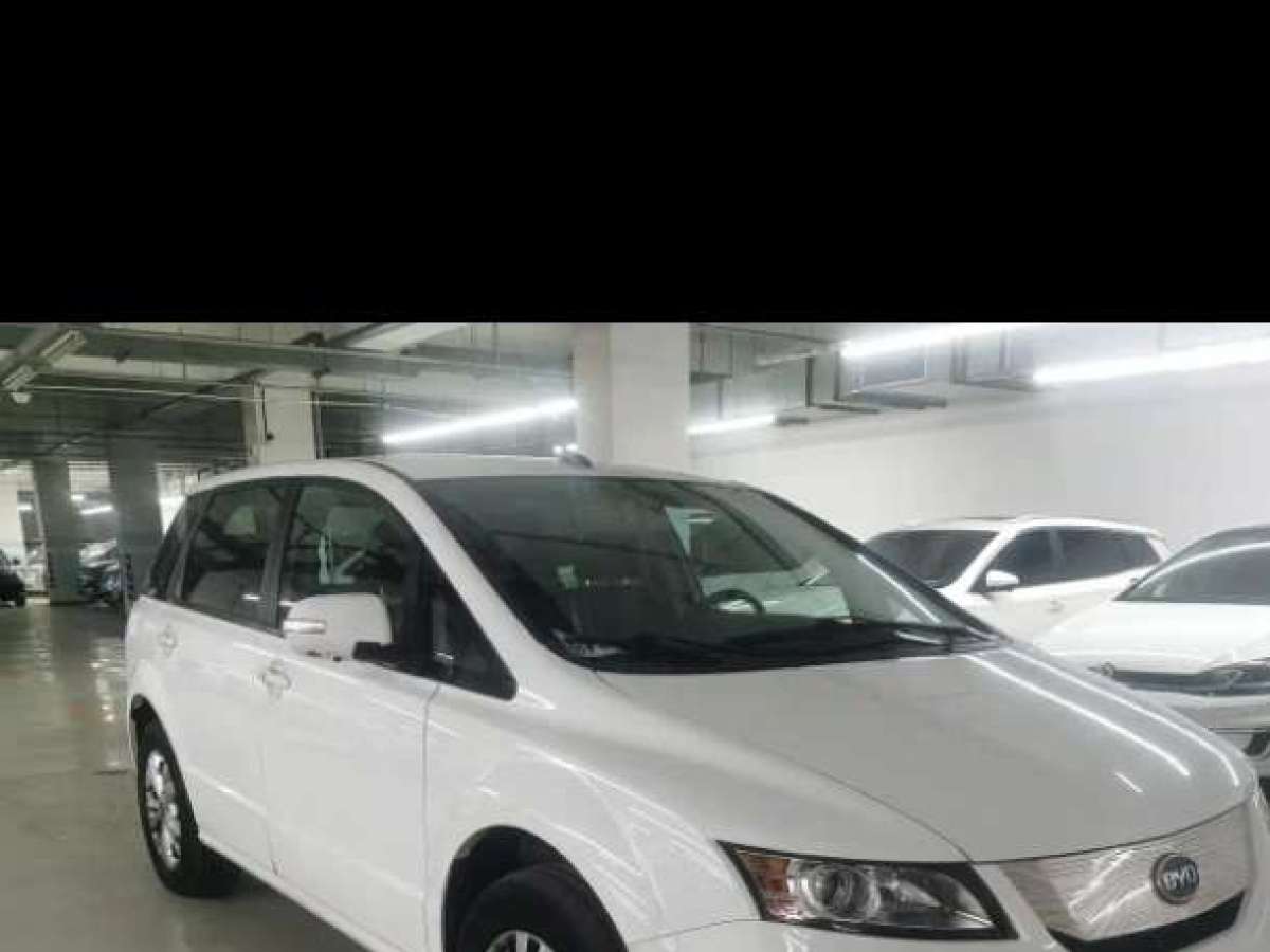 BYD e6 2017 #3 BYD e6 2017 car image #3