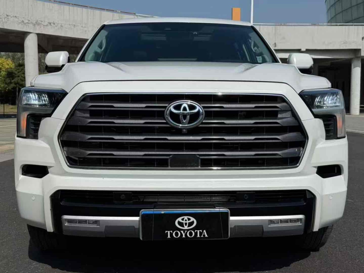 Toyota Sequoia 2023 #3 Toyota Sequoia 2023 imagen de coche #3