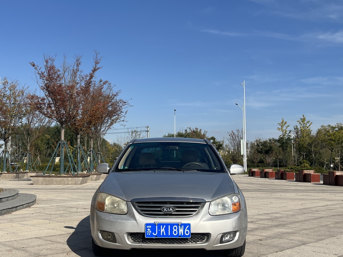 起亚 赛拉图 2010 汽车图片 #3