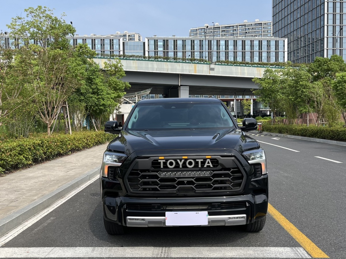 Toyota Sequoia 2023 #3 Toyota Sequoia 2023 imagen de coche #3