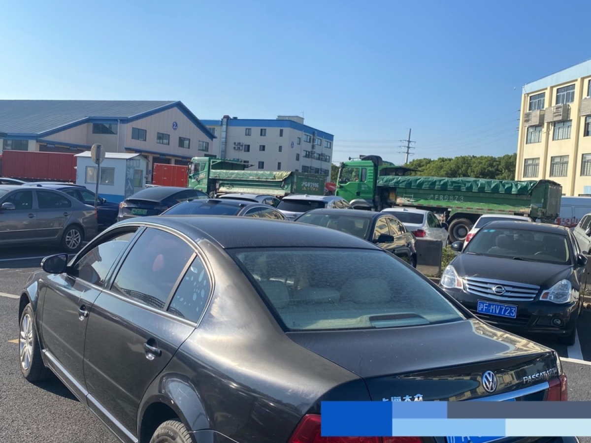 Volkswagen Passat Lingyu 2012 car image #3