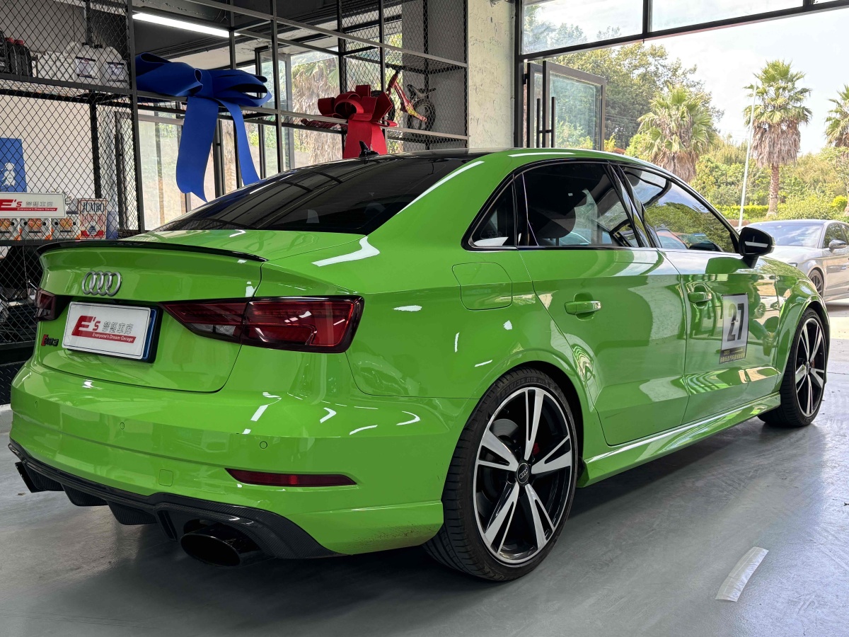 Audi RS 3 2017 car image #3