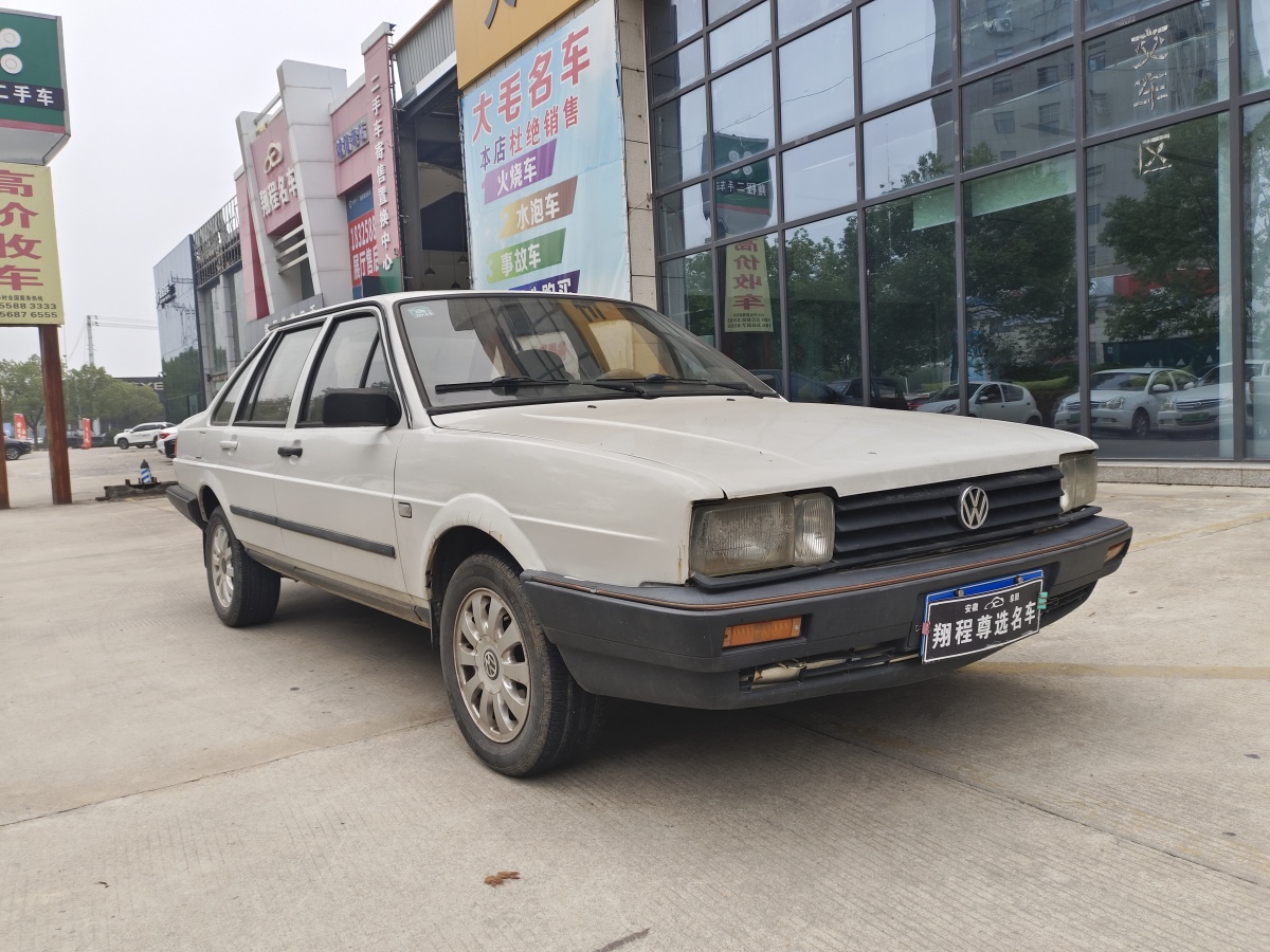 Volkswagen Santana Classic 2012 immagine di auto #3