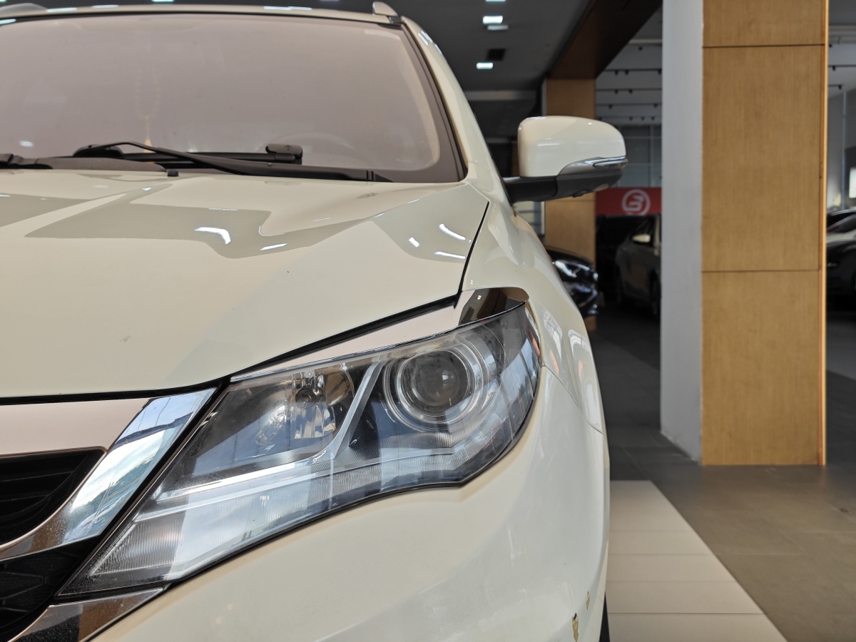 BYD S7 2015 car image #3