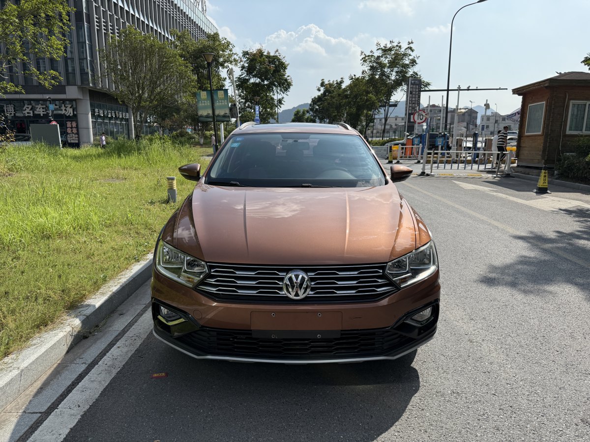 Volkswagen C-Trek 2017 immagine di auto #3