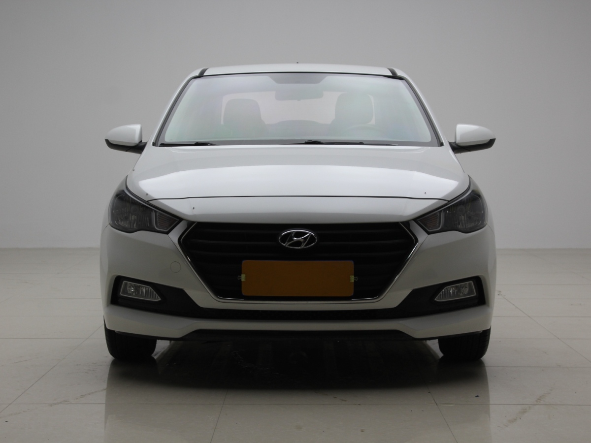 Hyundai Verna 2017 car image #3
