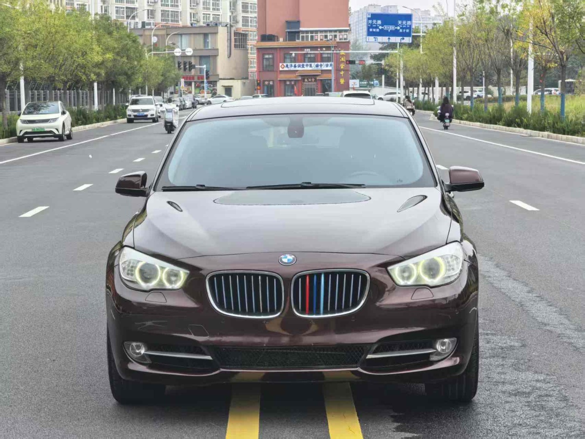 BMW 5 Series GT 2012 immagine di auto #3