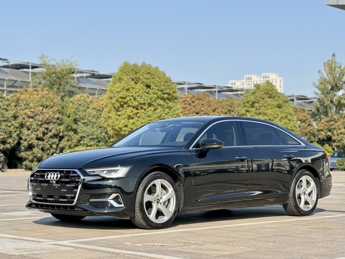 Audi A6L e-tron 2023 #3 Audi A6L e-tron 2023 car image #3