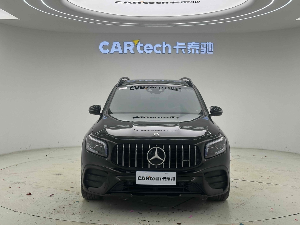 Mercedes-Benz GLB AMG 2023 car image #3