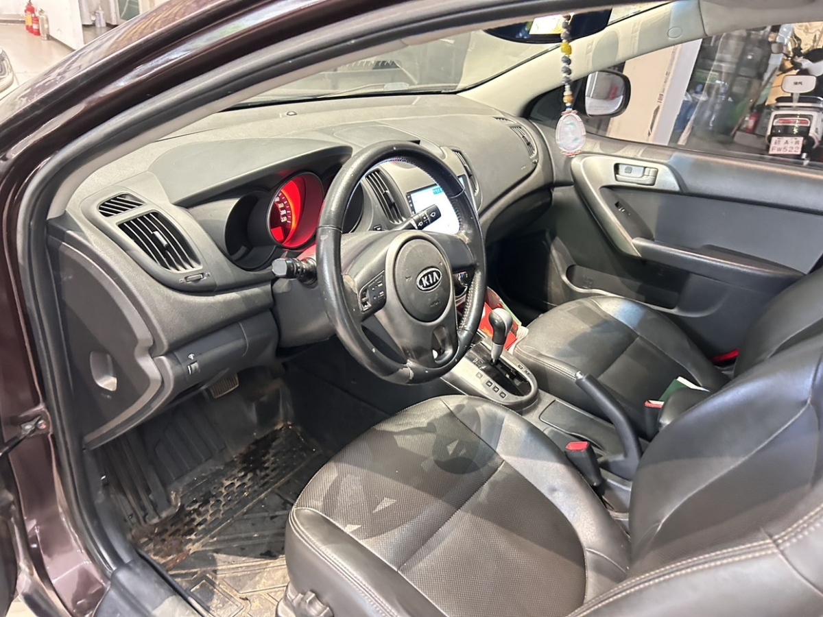 Kia Forte 2009 imagen de coche #3