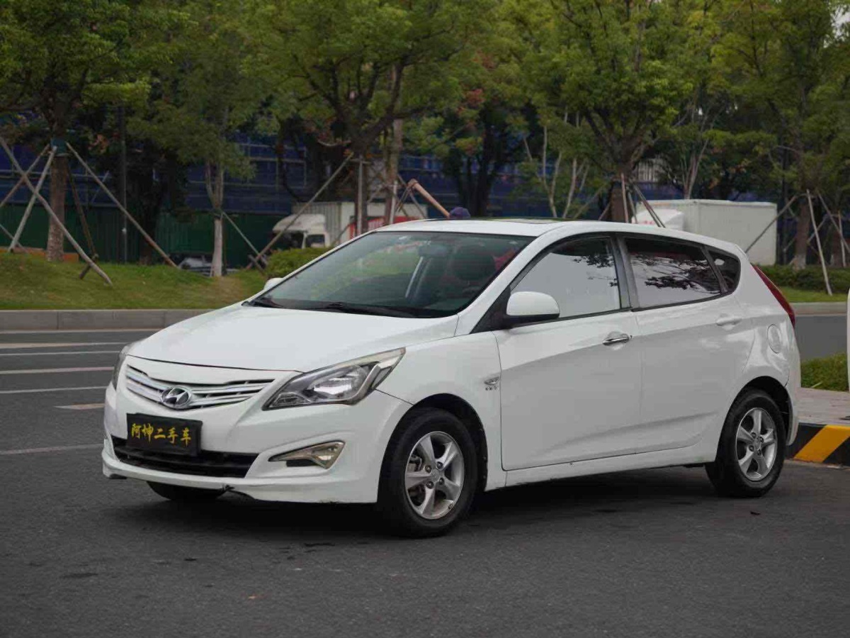 Hyundai Reina Hatchback 2017 #3 Hyundai Reina Hatchback 2017 imagen de coche #3