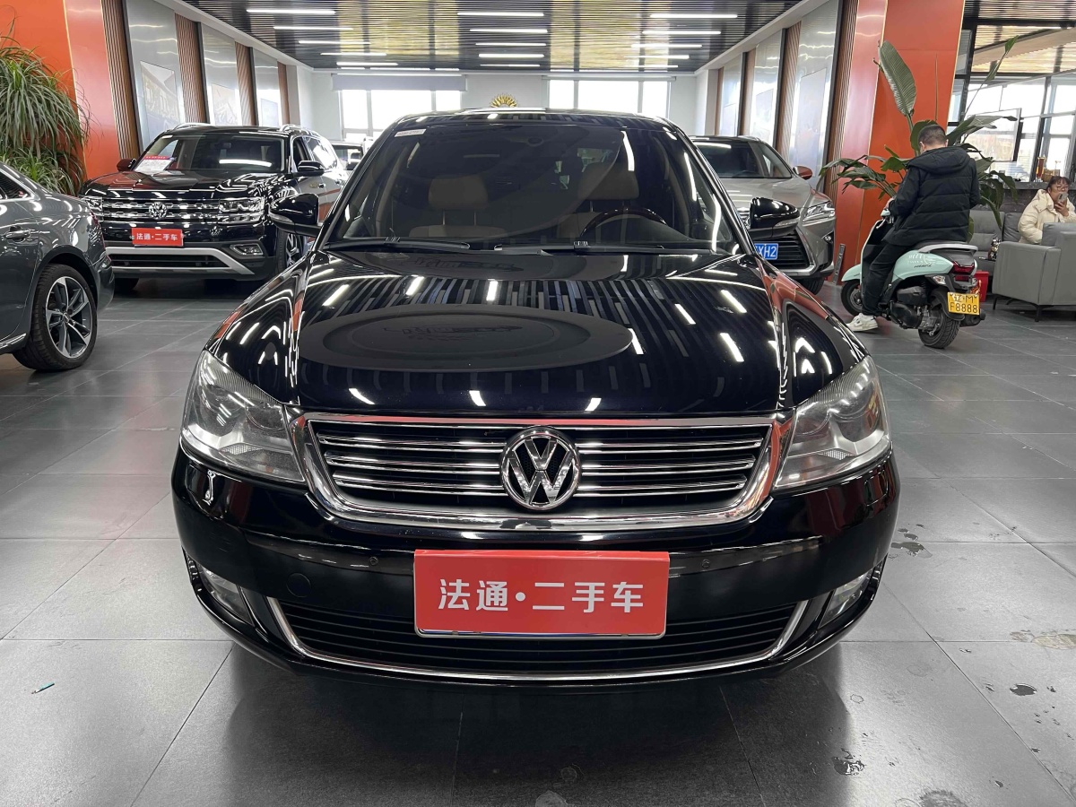 Volkswagen Passat Lingyu 2010 car image #3